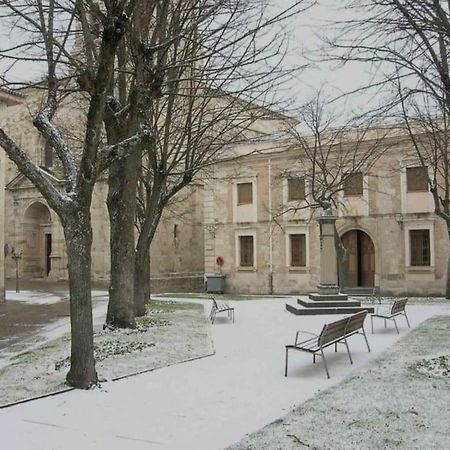 Centrico Piso En Pleno Romanico De Zamora Buitenkant foto
